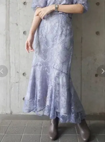 MERCURYDUO 레이스 언밸런스 헴 머메이드 스커트