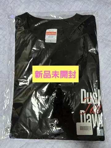 ASTRO 윤산하 오버 사이즈 롱 T셔츠 DuskTillDawn