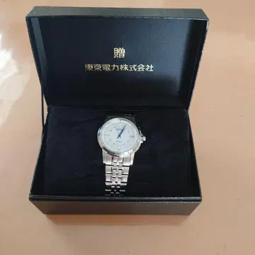 세이코 쿼츠 돌체 손목시계 실버