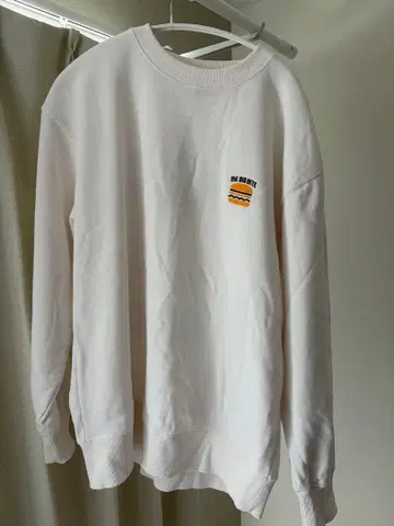 RODEO CROWNS 햄버거 디자인 맨투맨