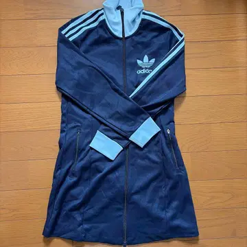 아디컬러 쓰리 스트라이프 트랙탑 원피스 네이비