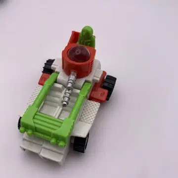 변형 전투 파이터 로봇 피규어 화이트 그린 레드