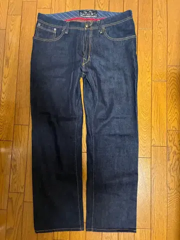 Slowgun five star denim auberge