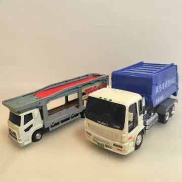 토이코 쓰레기 수거차 & 토미카 커리어카 세트