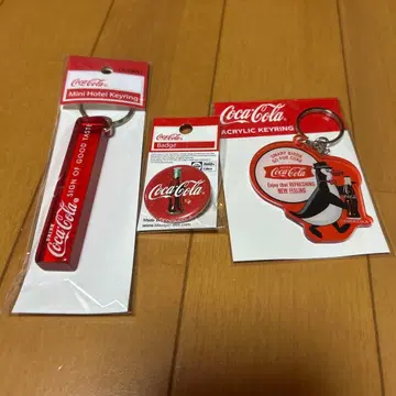 코카콜라 호텔 키링 아크릴 키홀더 캔뱃지