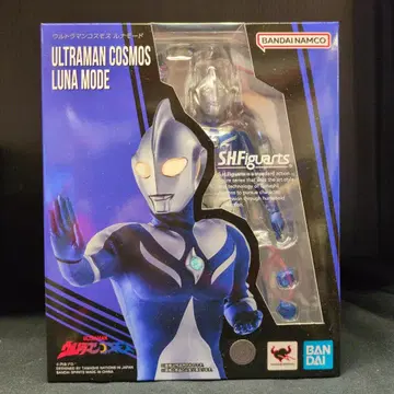반다이 S.H.Figuarts 울트라맨 코스모스 루나 모드