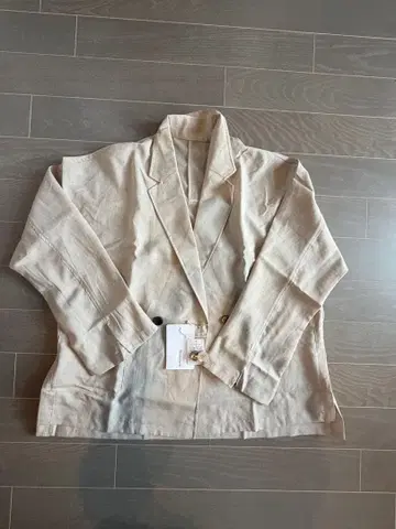 린넨 베이지 테일러드 자켓 [ 미사용 새상품 ]