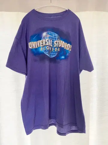 [ 예쁜 ] UNIVERSAL STUDIOS 유니버셜 퍼플 T셔츠 2XL