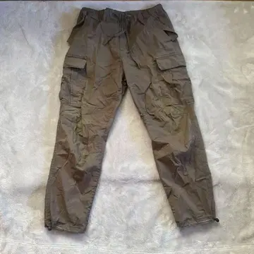 H&M 카고 팬츠 카키색 S 사이즈