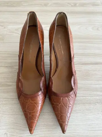 [ 미사용 ] Guild Jacobo 크로커다일풍 하이힐