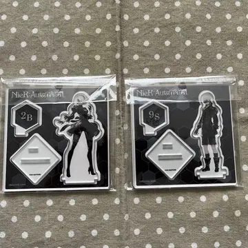 스퀘니 카페 니어 오토마타 2B 9S 아크릴 스탠드