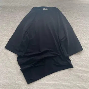 [새상품급] TB 투모로우랜드.b 변형T셔츠 블랙