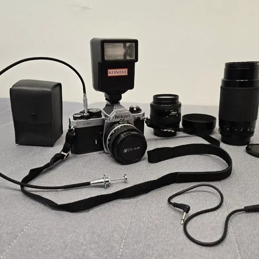니콘 FM2 필름카메라 ,렌즈 세트