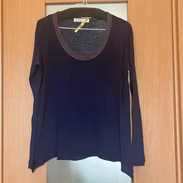 사카이 럭 롱 T 네이비