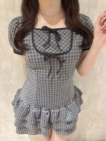 리본 핏 티어드 스웨트 원피스 릴리 에뮬리