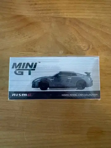 MINI GT 1/64 닛산 R35 GTR nismo