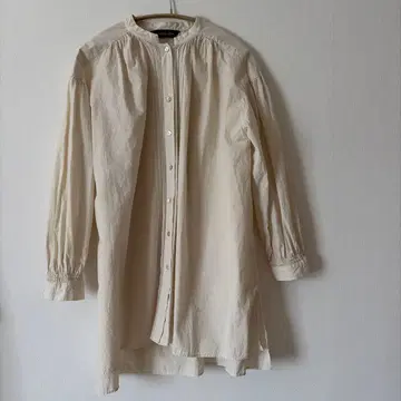 핸즈 오브 크리에이션 아이보리 스탠드 카라 긴팔 셔츠 프리 사이즈