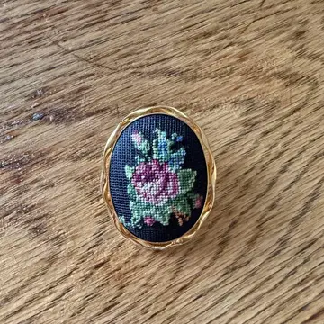 [ 새상품급 ] 쿠게 미치코 장미 모티브 브로치 MICHIKO KUGE