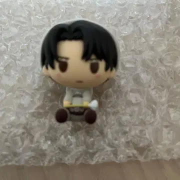 진격의 거인 제일복권 벽 너머의 세계 쵸코놋코 피규어 리바이 청소