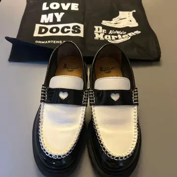 닥터 마틴 하트 로퍼 화이트/블랙