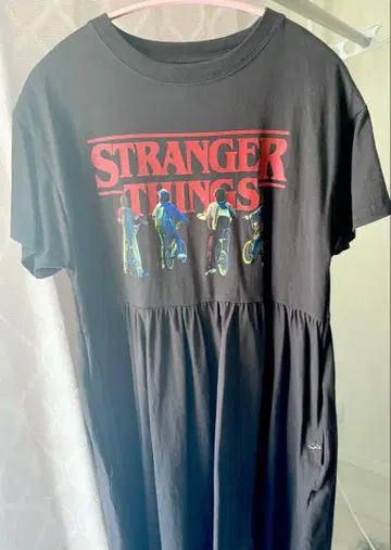 graniph x STRANGER THINGS 원피스 그라니프
