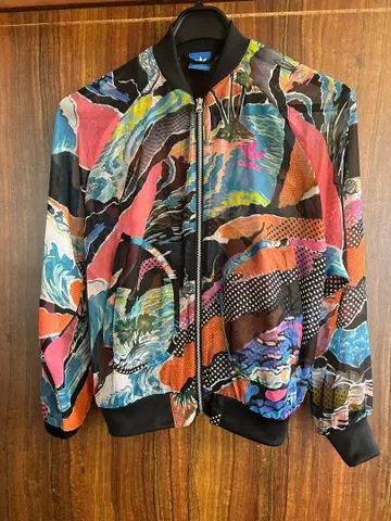 adidas 트랙탑 컬러풀 패턴