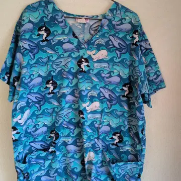 빈티지 고래와 돌고래 패턴 닥터 셔츠