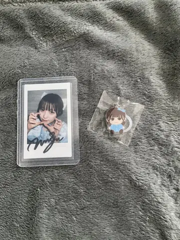 CUTIE STREET 우메다 미유 사인 폴라로이드, 표식 참 모음