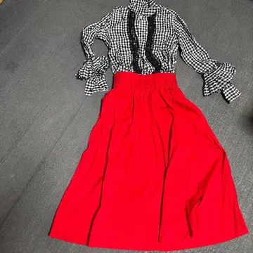 아이러니 코튼 플레어 스커트 가르송 와이즈 요지 자라 애로우즈 주카