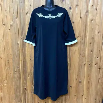 마치코진토 machiko jinto 칠부 소매 원피스 노카라 프릴