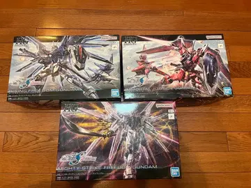새상품 미조립 건담 SEEDFREEDOM 3종 세트