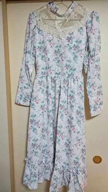 시마무라 쿠루미 콜라보 원피스