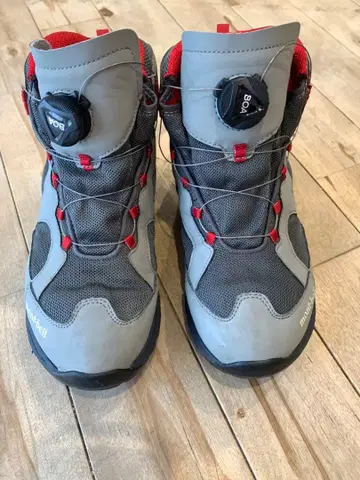 몽벨 mont-bell 24.0 BOA 시스템 등산화 그레이