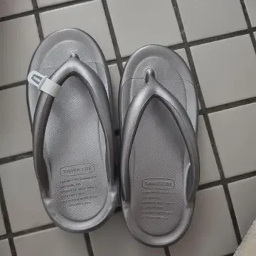 TAW&TOE 통굽 리커버리 샌들 24cm