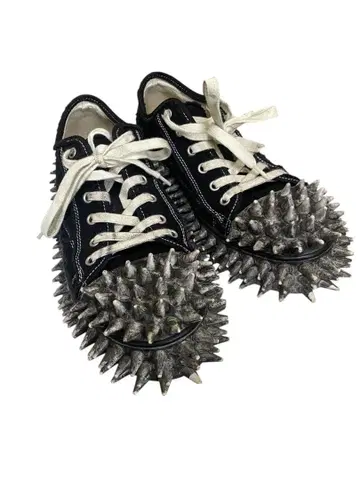 더블렛 26ss DIRTY SPIKE CANVAS SNEAKER