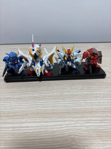 가샤폰 전사 f 4체 묶음 판매 일부 부품 결품 있음 섬광의 하사웨이