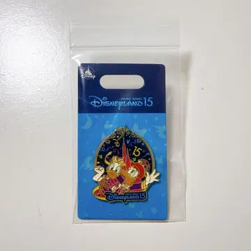홍콩 디즈니랜드 15주년 도날드 데이지 핀 배지