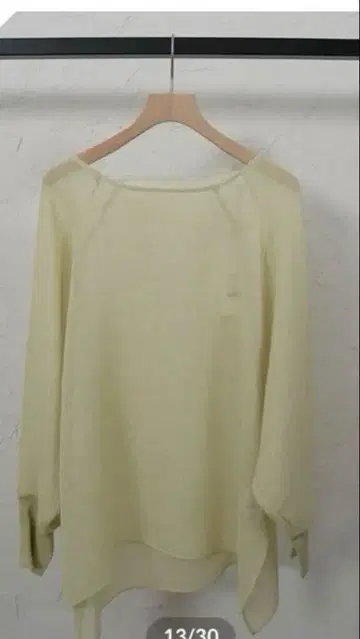 미사용 새상품 [cloche] 린넨풍 메쉬 풀오버