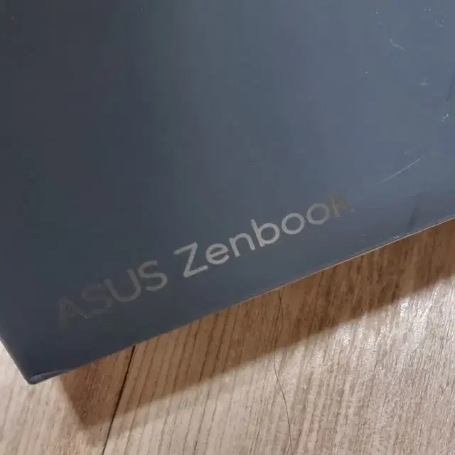 [미사용 새제품] 에이수스 ASUS 젠북 14 UM3402Y