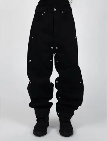 NO MASS PROD. 011RAW BAGGY JEANS