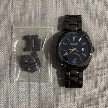 캐서린 햄넷 손목시계