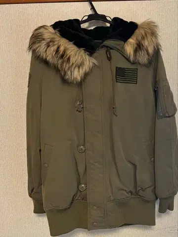 Rodeo Crowns 올리브 모즈 코트