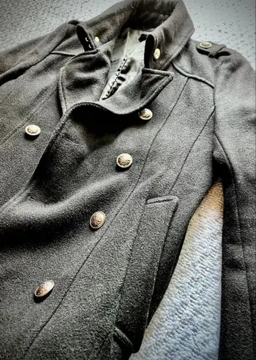 CIVARIZE(시버라이즈) 나폴레옹 넥 숏 기장 멜톤 코트