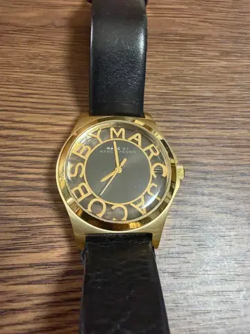 마크제이콥스 손목시계 헨리 스켈레톤 골드 x 블랙