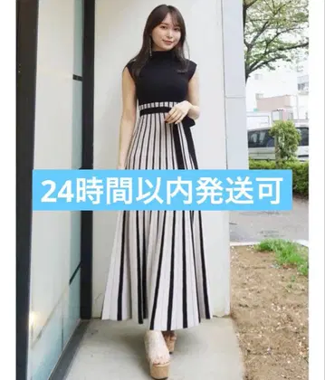 MERCURYDUO 머큐리 듀오 체인지리브 배색 니트 원피스