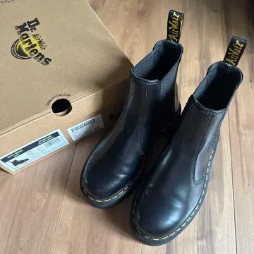 닥터 마틴 UK3 블랙 첼시 부츠