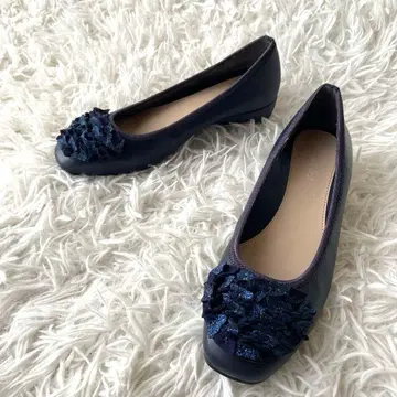 컨디션 최상 리갈 camelot 펌프스 컴포트 플라워 네이비 컬러 24