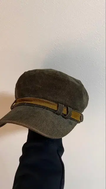 올리브 코듀로이 헌팅 캡
