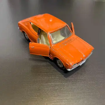 토미카 NO.17 체리 오렌지