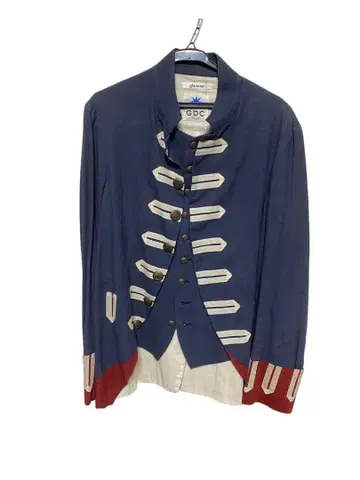 나폴레옹 자켓 네이비와 빨간색